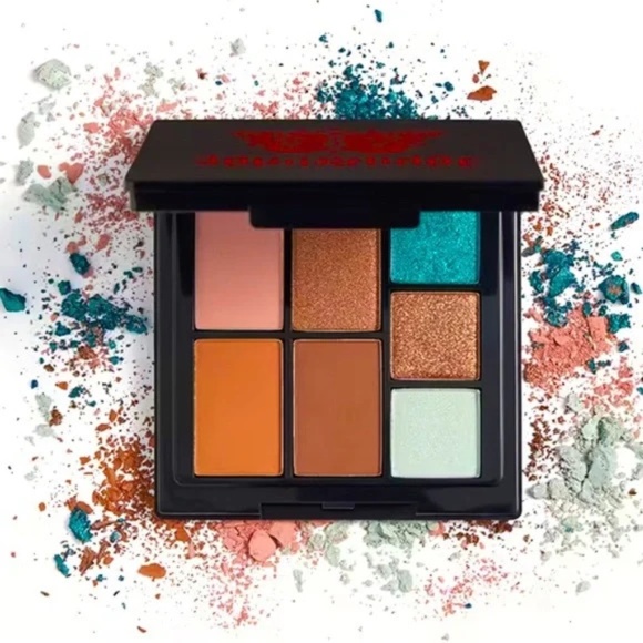 NIB ⚡️Reina Rebelde Wet Dry Eye Color Sirena Palette 5.12g Eye Shadow Makeup - Picture 1 of 4